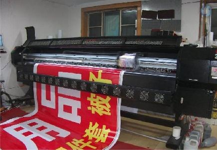 诸暨喷绘广告分辨率是多少？